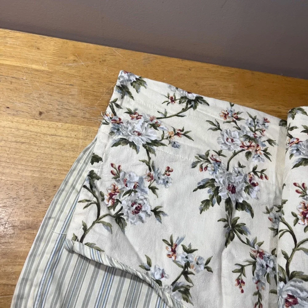 Vtg Waverly Carolina Magnolia Scalloped Valance 70x18 Floral Striped Cream Blue